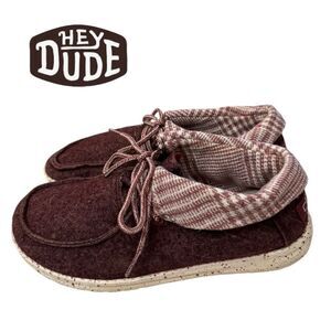 Hey Dude Women's Britt Houndstooth Burgundy Shoes 7